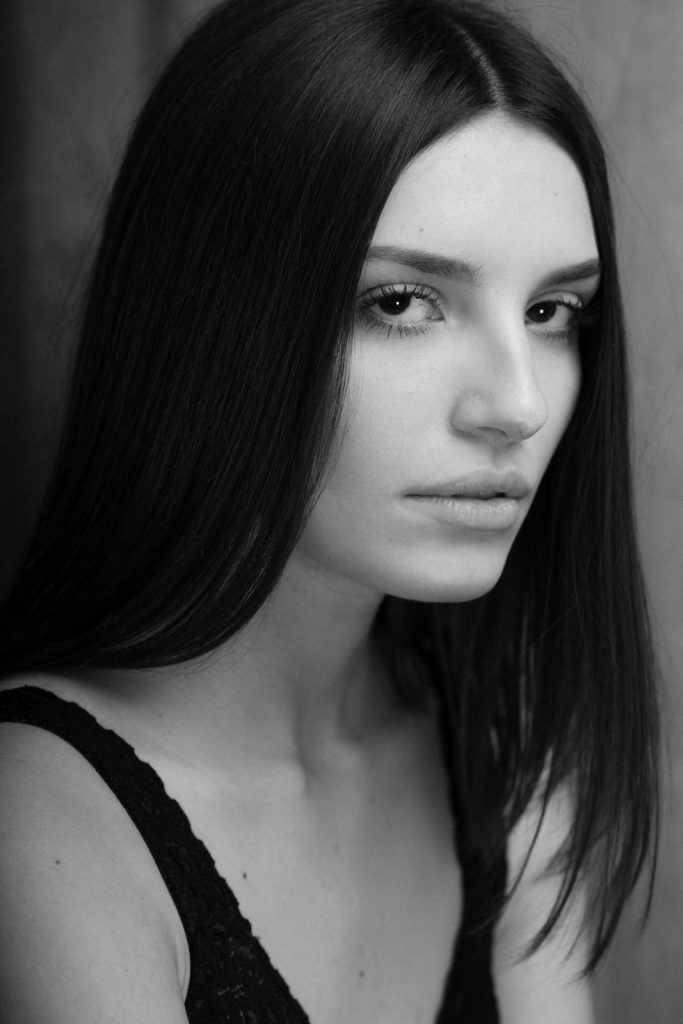 Clelia Ro.
