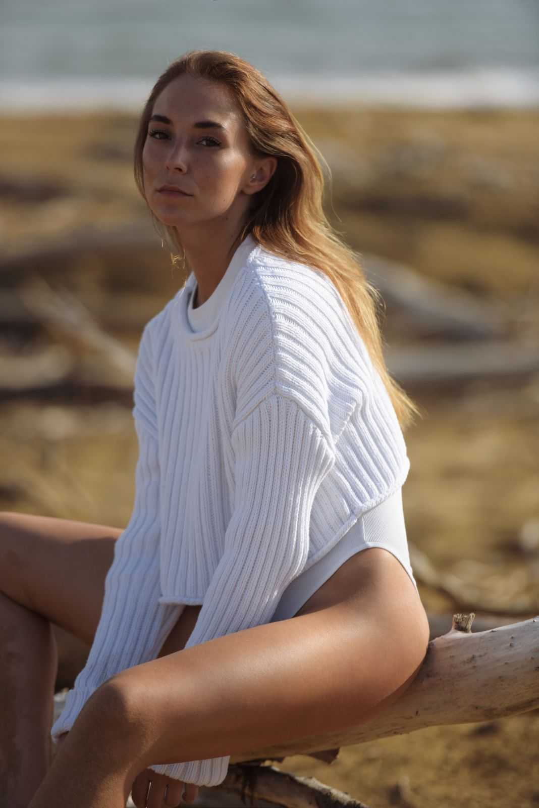 Sara Ester Mi.