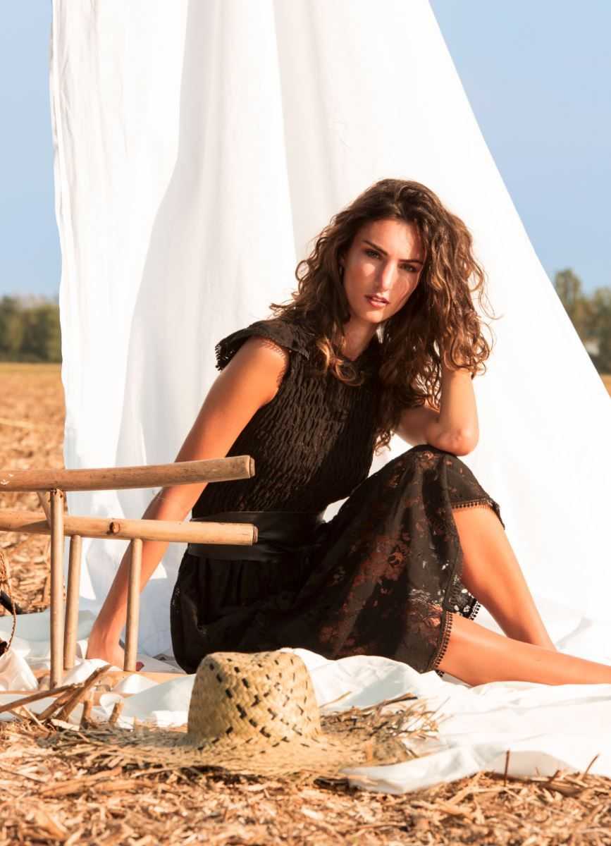 Elisa Do.