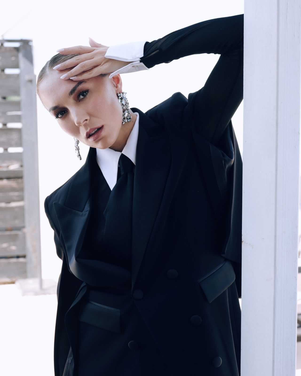 Sara Ester Mi.