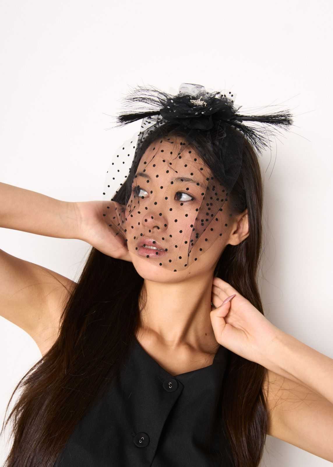 Zhenni Li.
