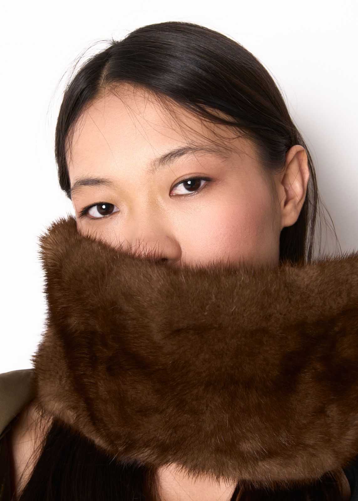 Zhenni Li.