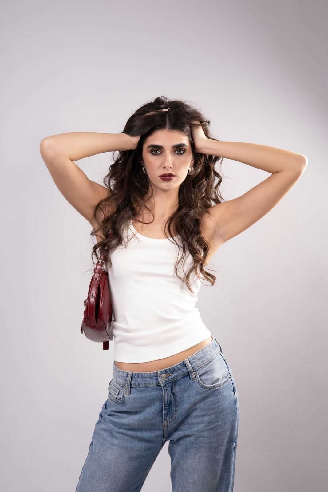Simona La.