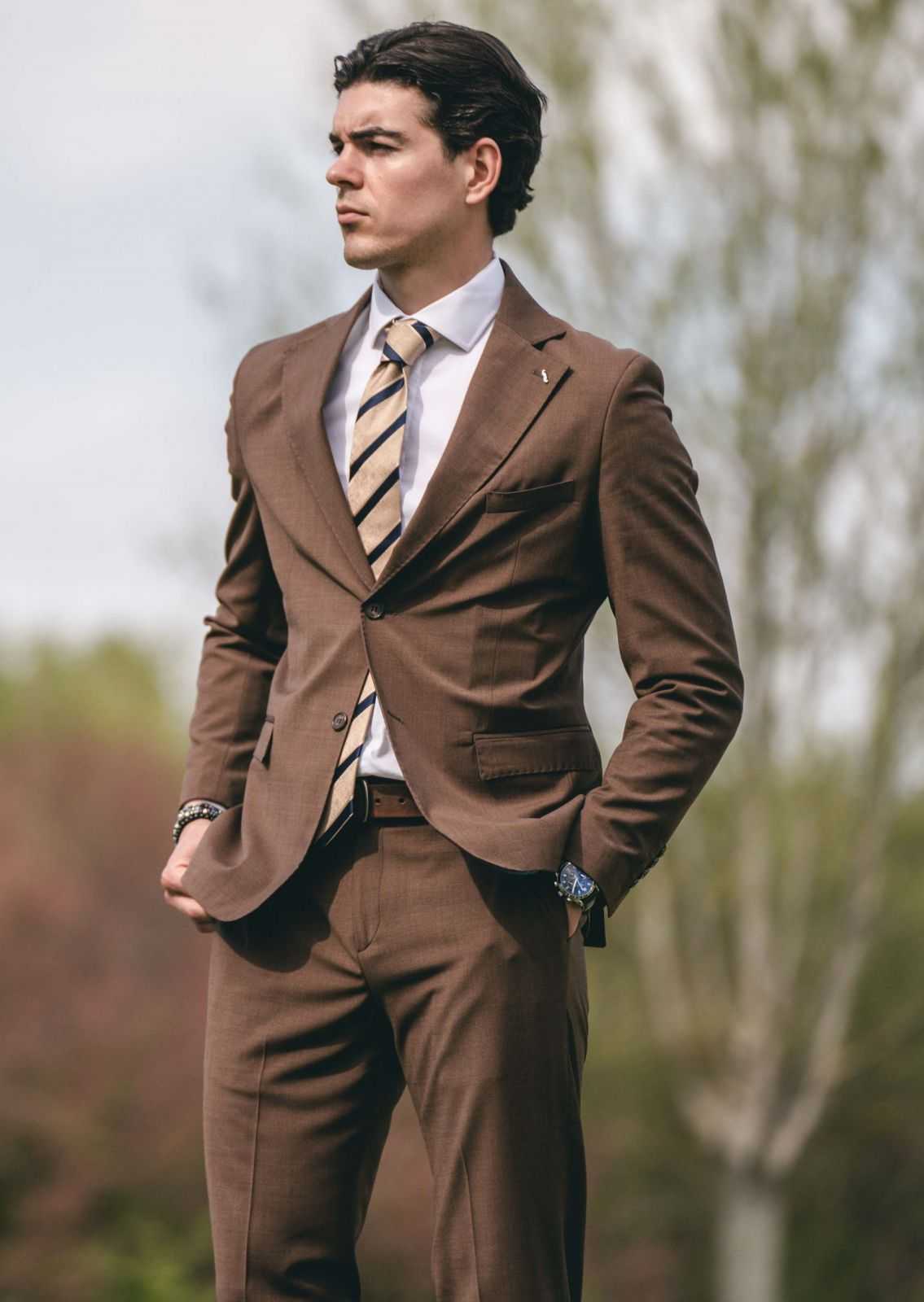 Iulian Zv.