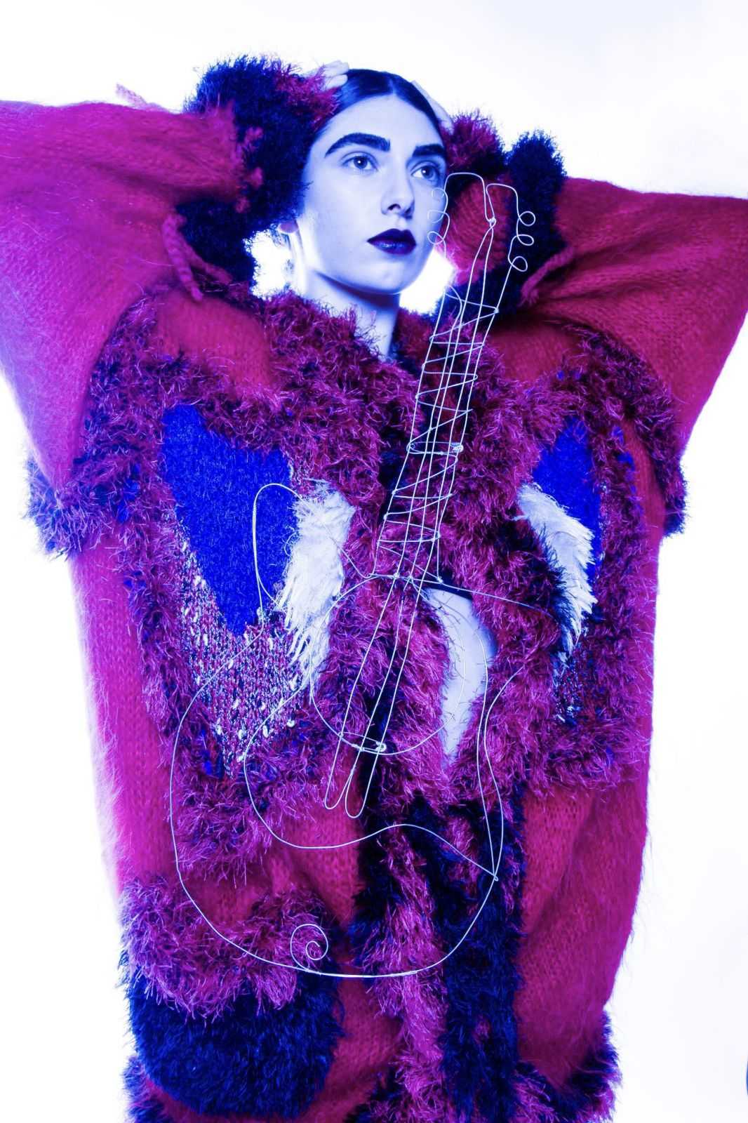 Simona La.