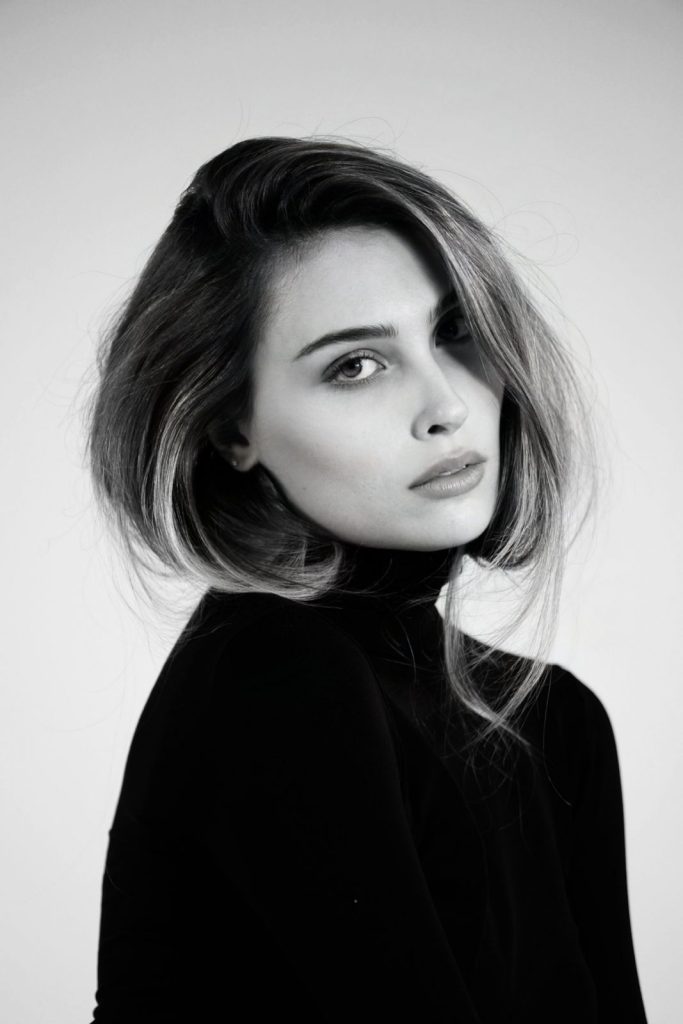 Rebecca Ar.