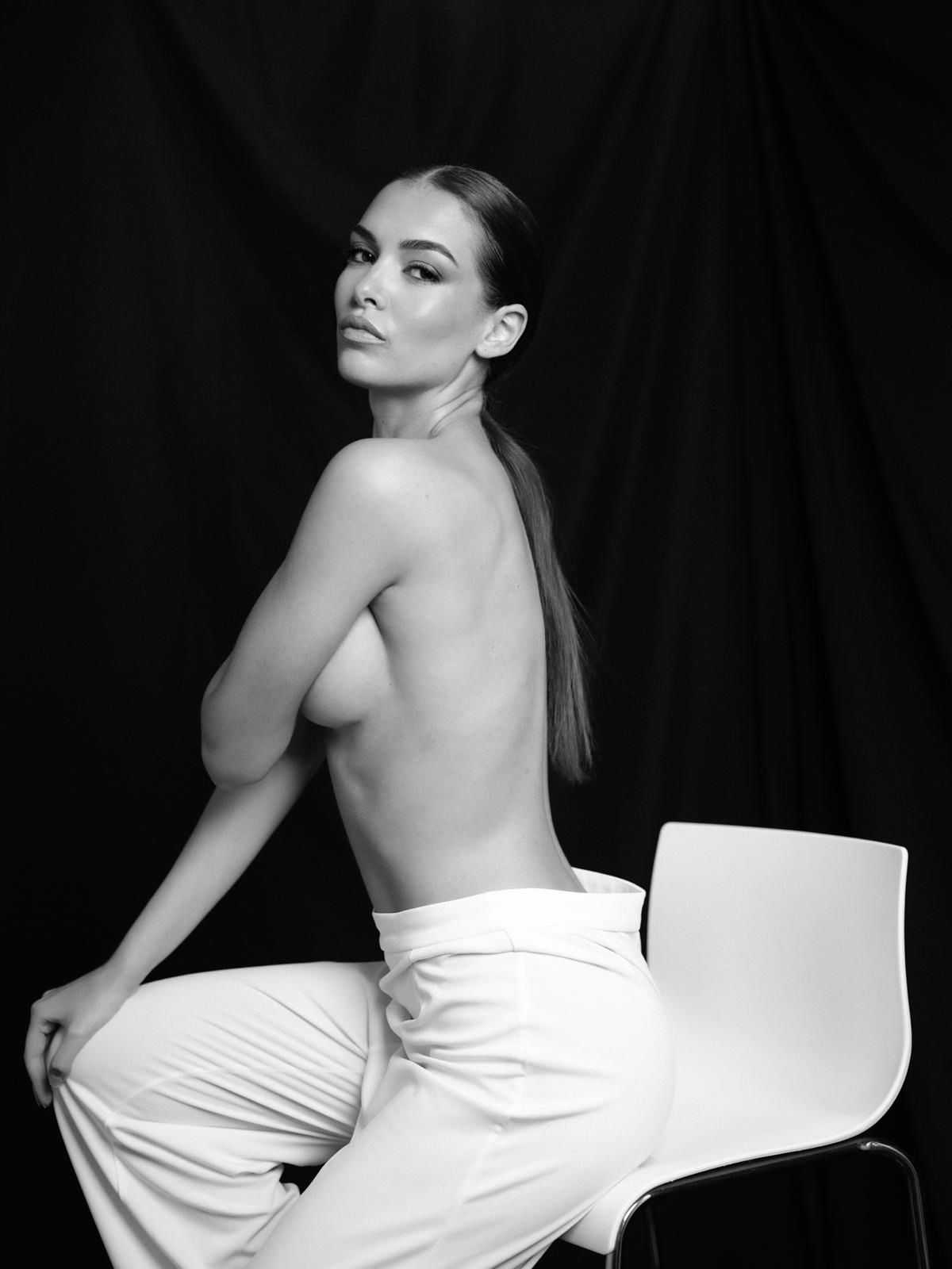 Erika Ar.