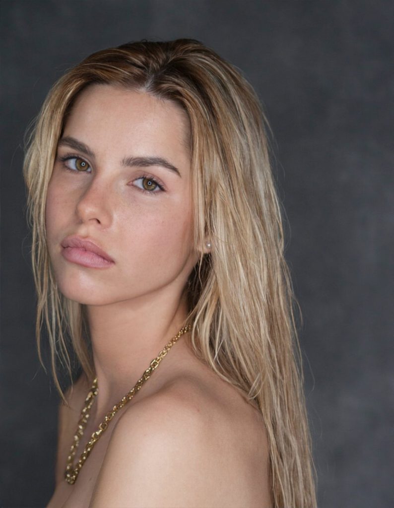 Claudia Ro.