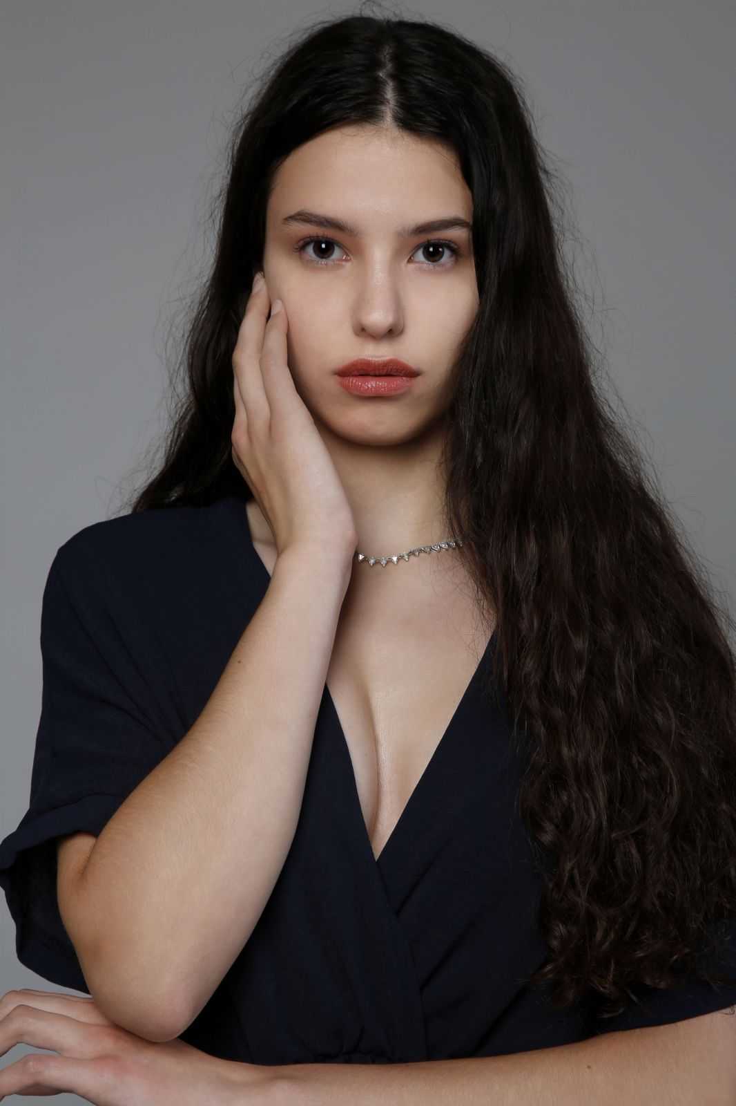 Vittoria Vi.