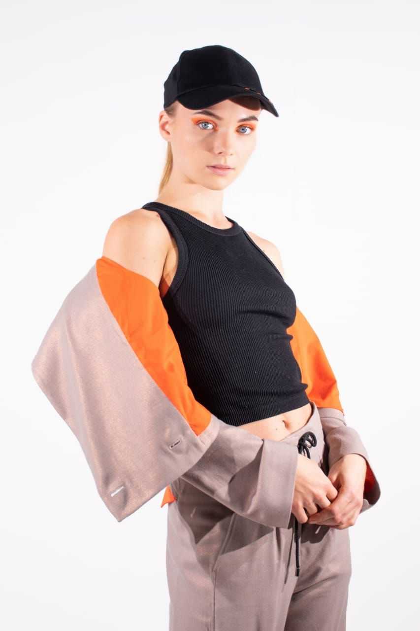 Yuliia Ku.