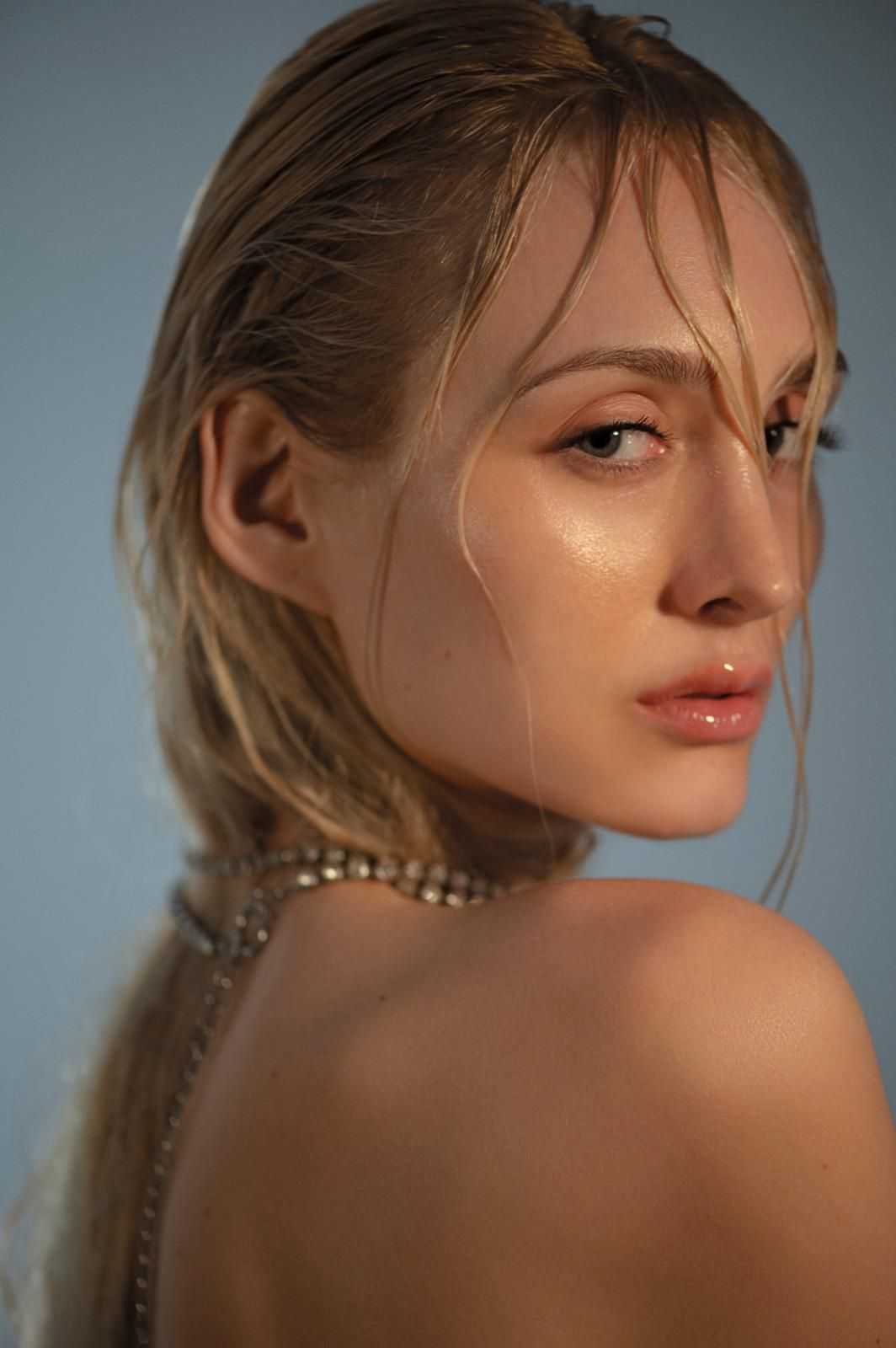 Debora Mi.