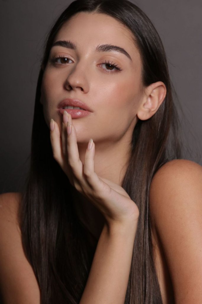 Christal Vi.