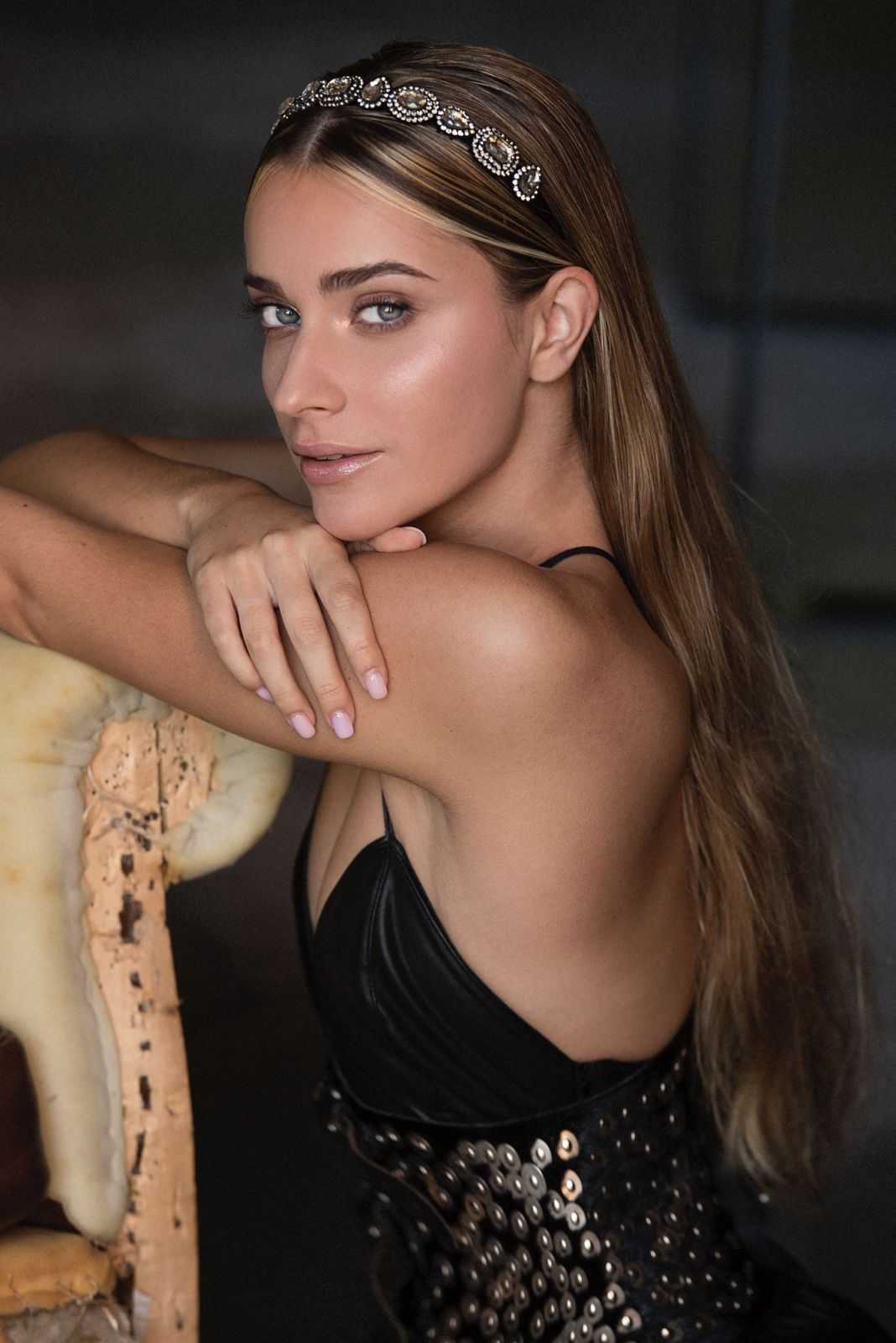 Sofia Ra.