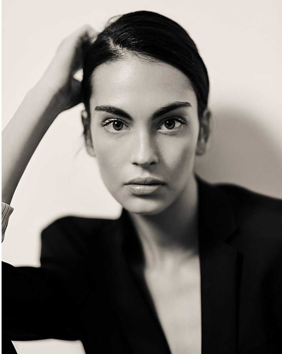 Alessandra De.