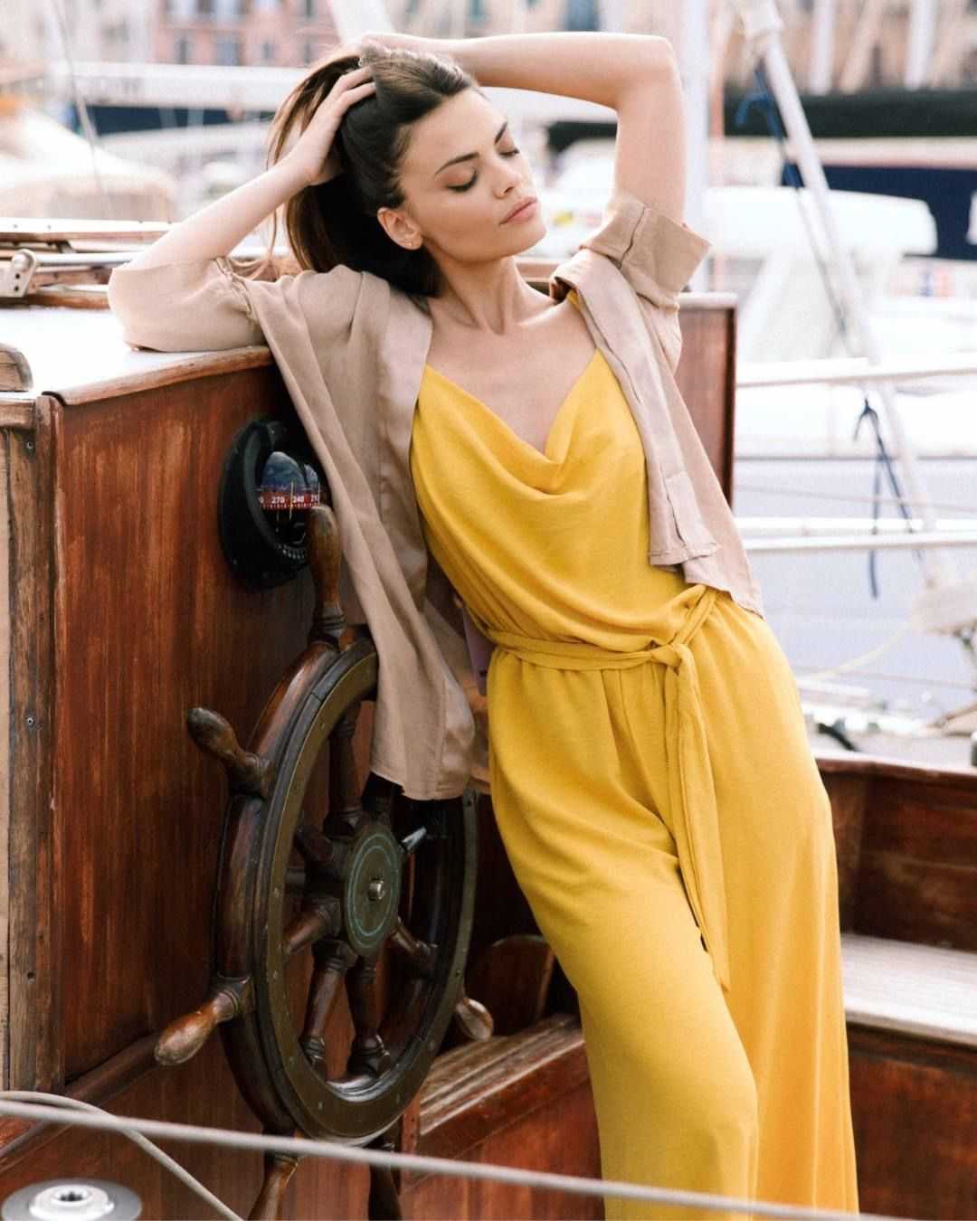 Valeria Ni.