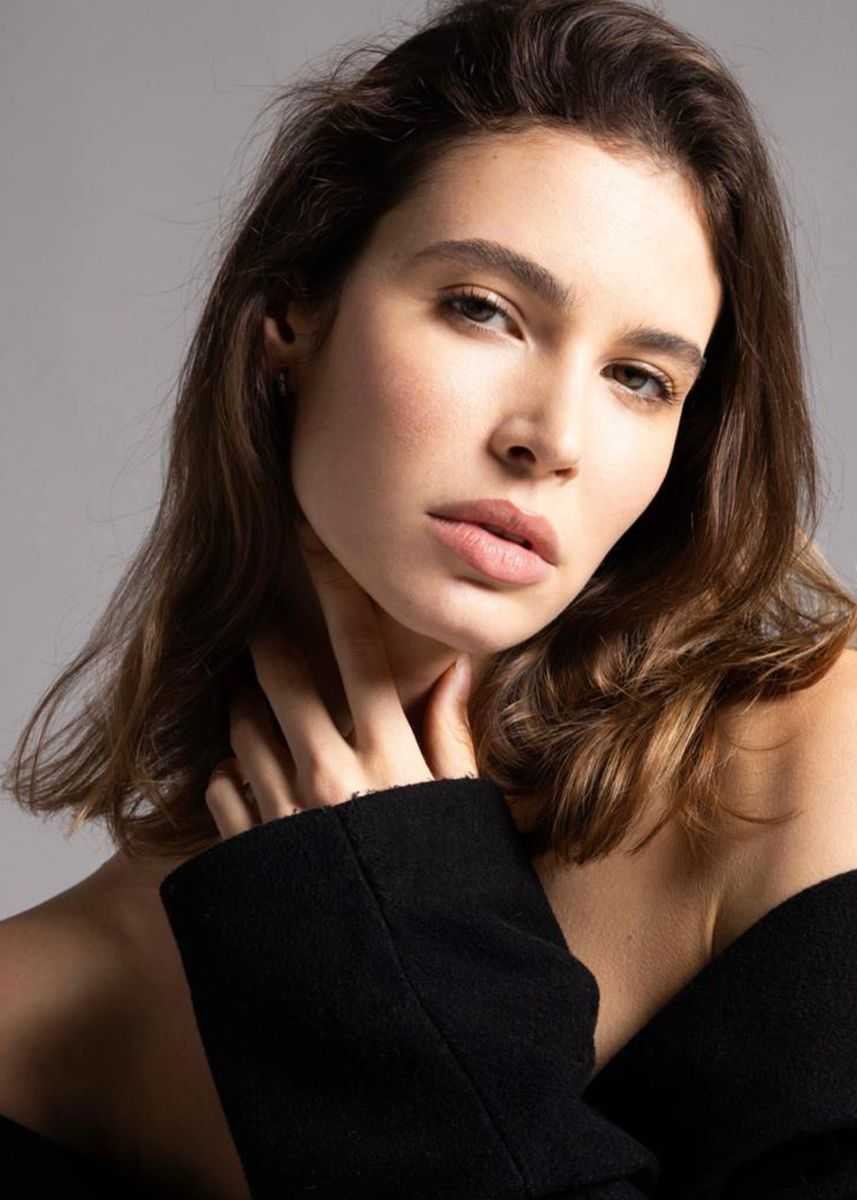 Jessica Ba.