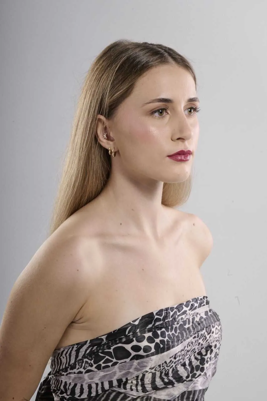Rebecca Mo.