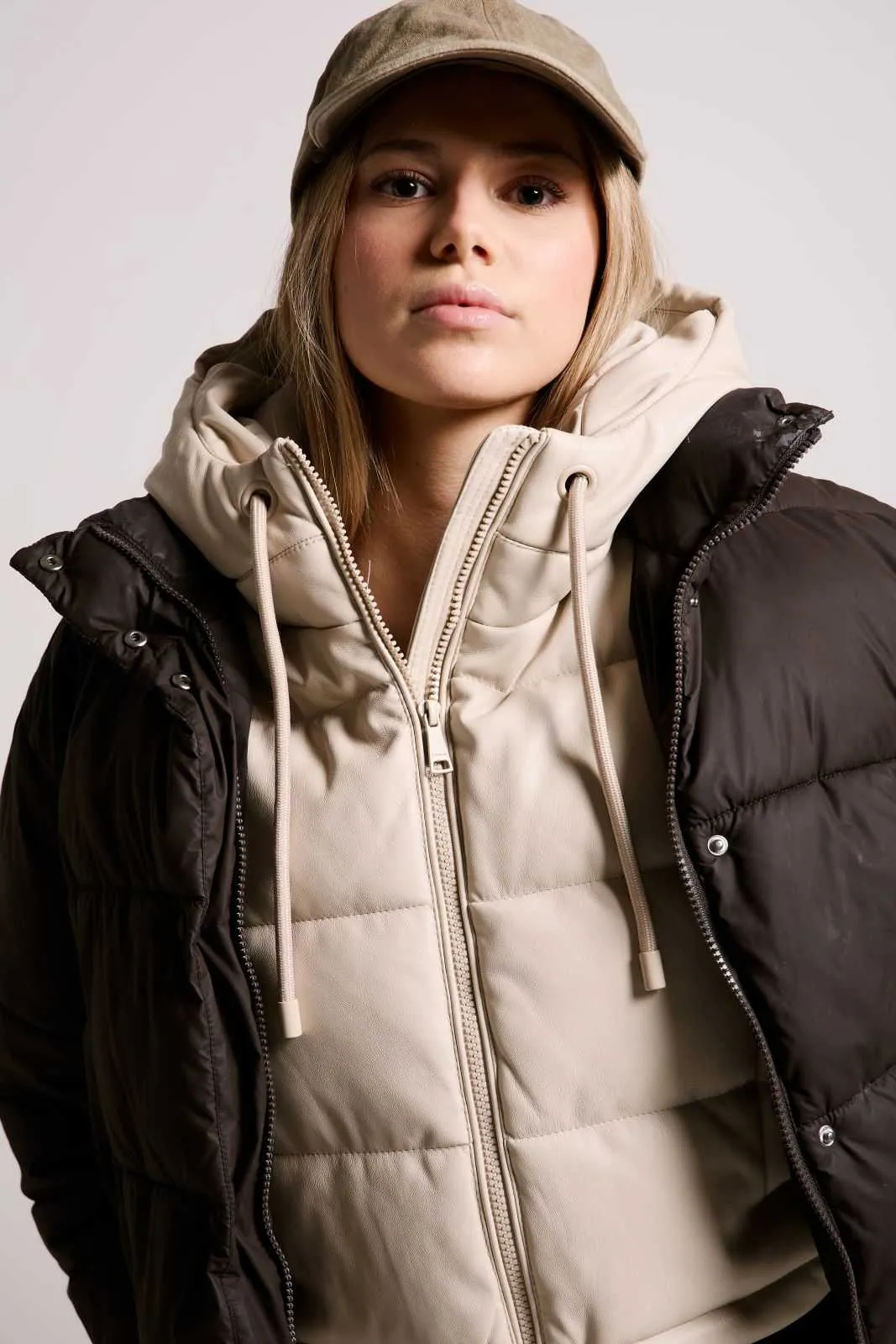Livia Ro.