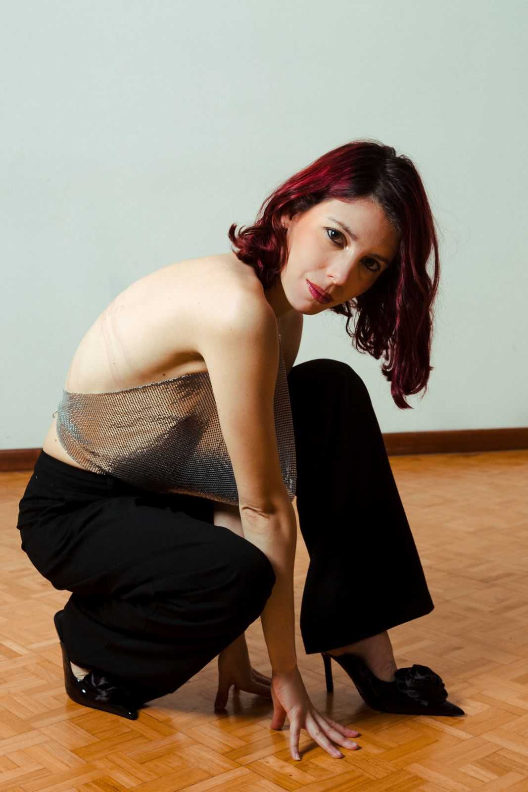 Francesca De.