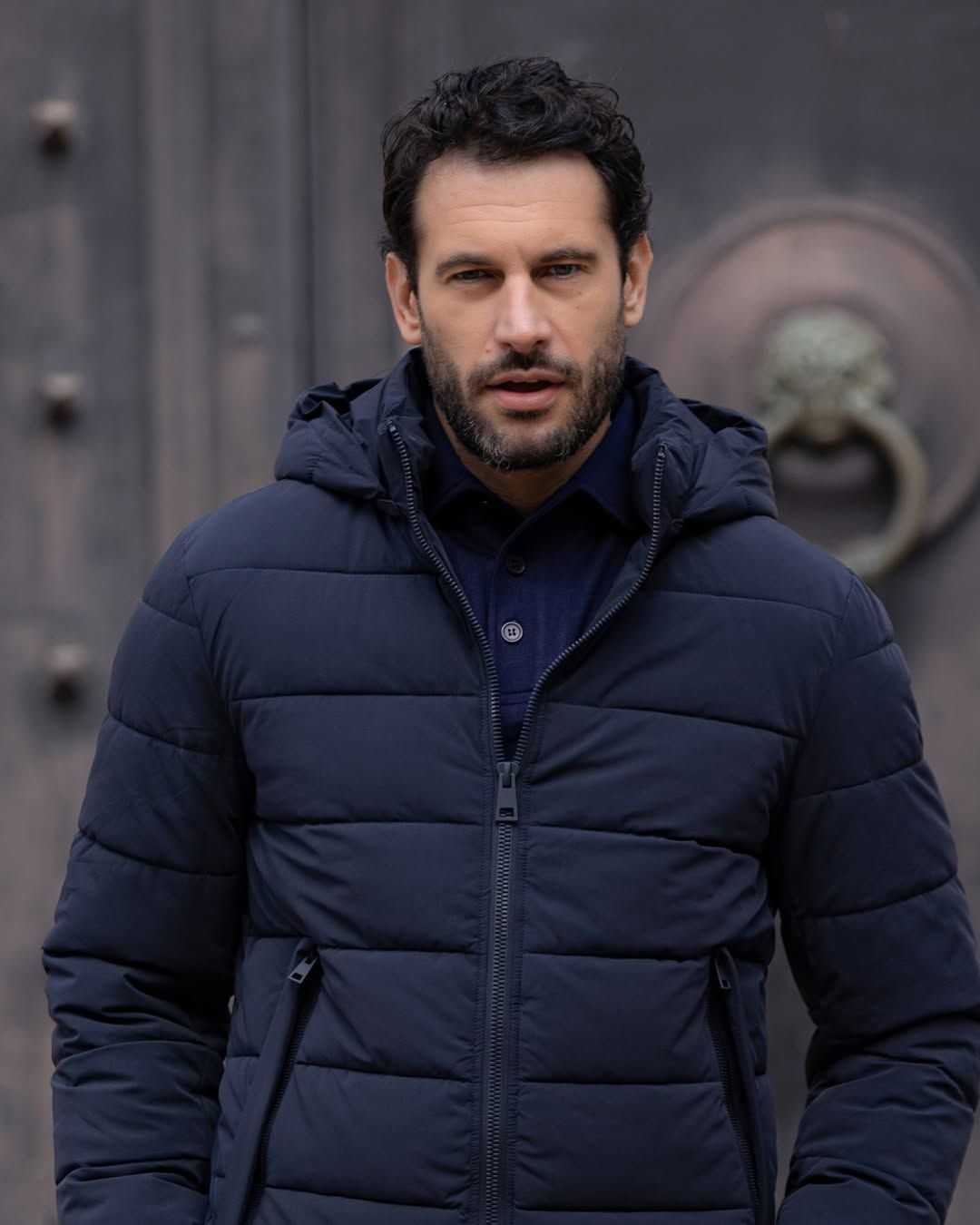 Andrea De.