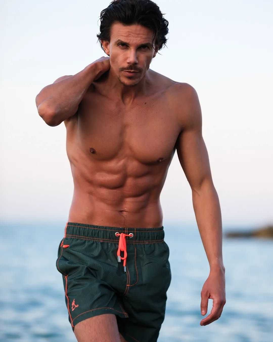 Francesco Ba.