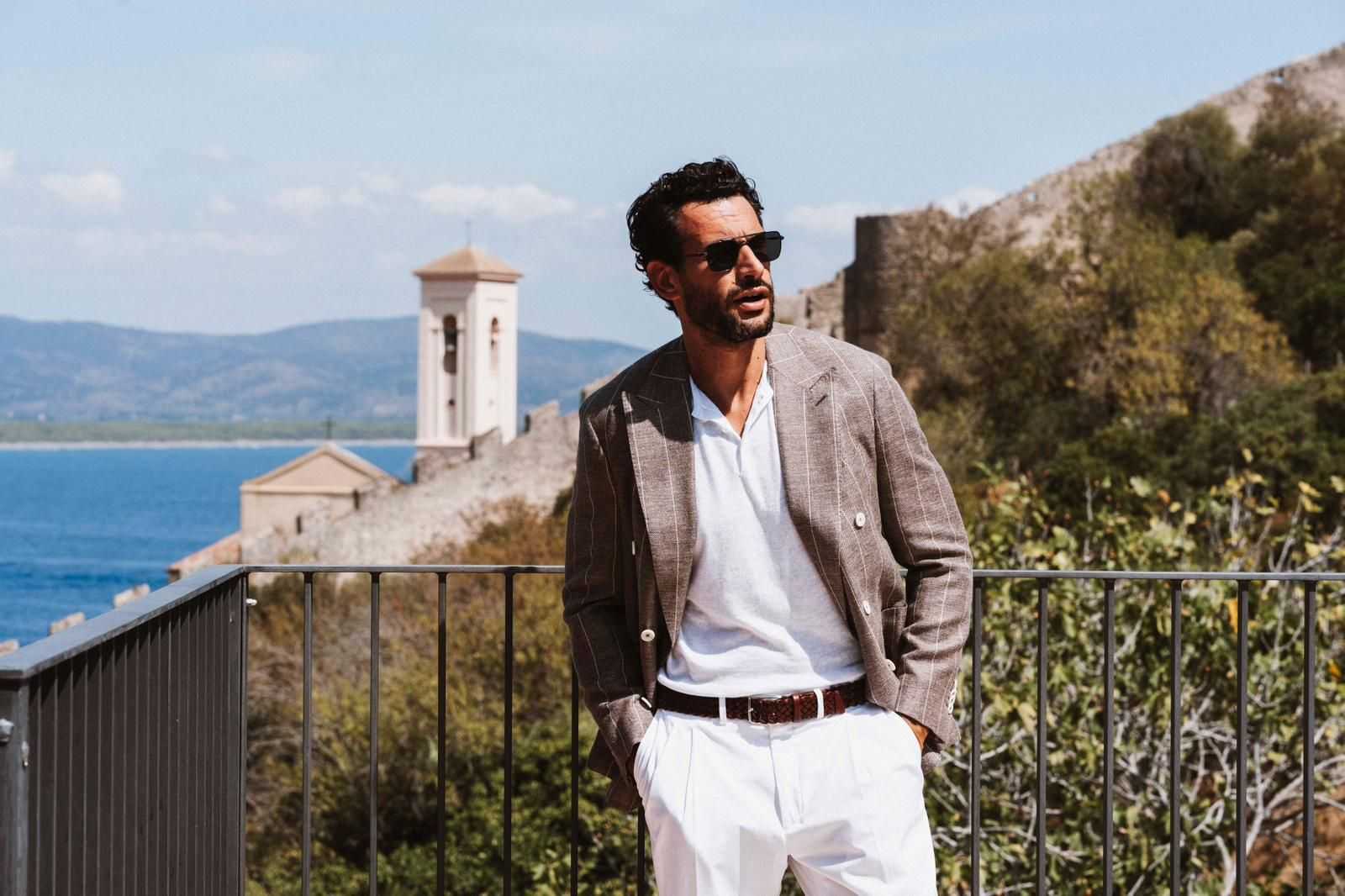 Andrea De.
